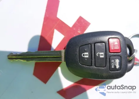 2014 Toyota Camry Se Sport z USA, uszkodzony, nr VIN 4T1BF1FK8EU829691